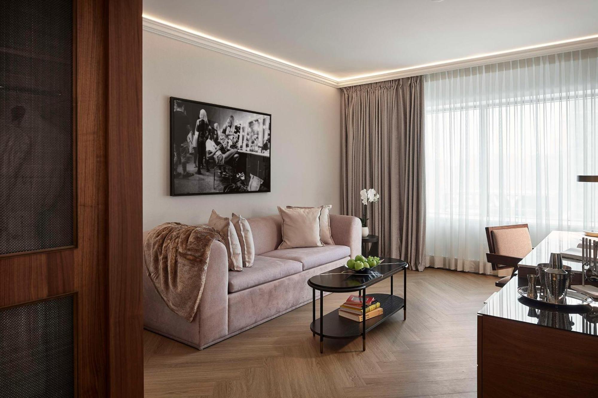 Vogue Hotel Montreal Downtown, Curio Collection By Hilton מראה חיצוני תמונה