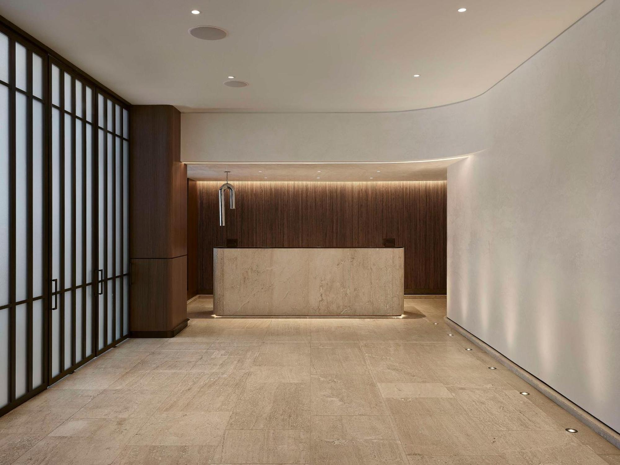 Vogue Hotel Montreal Downtown, Curio Collection By Hilton מראה חיצוני תמונה